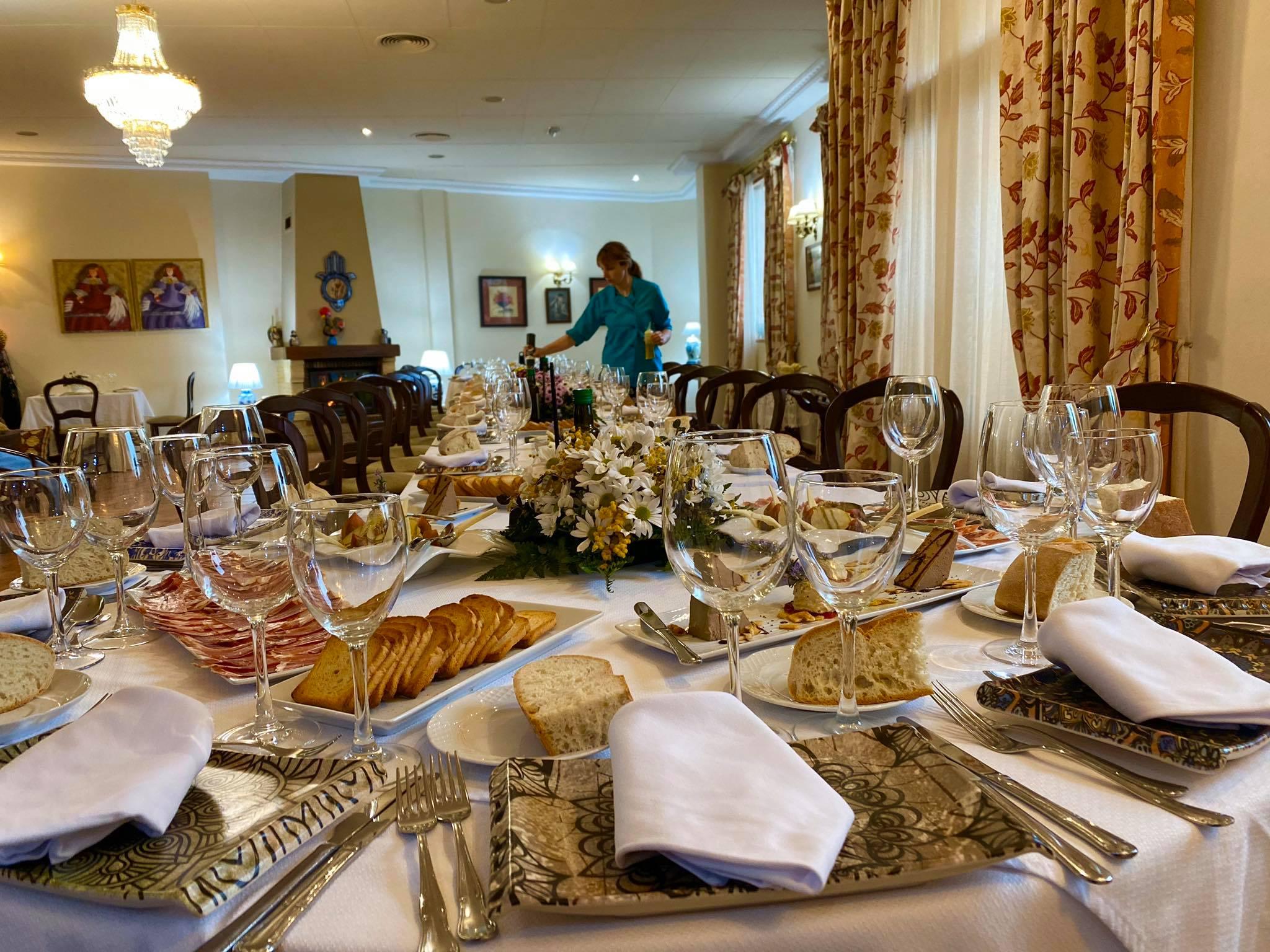 Hotel El Curro Burunchel Ngoại thất bức ảnh