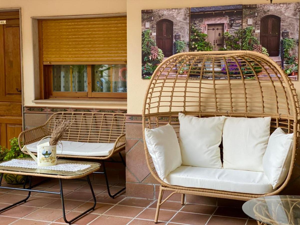 Hotel El Curro Burunchel Ngoại thất bức ảnh