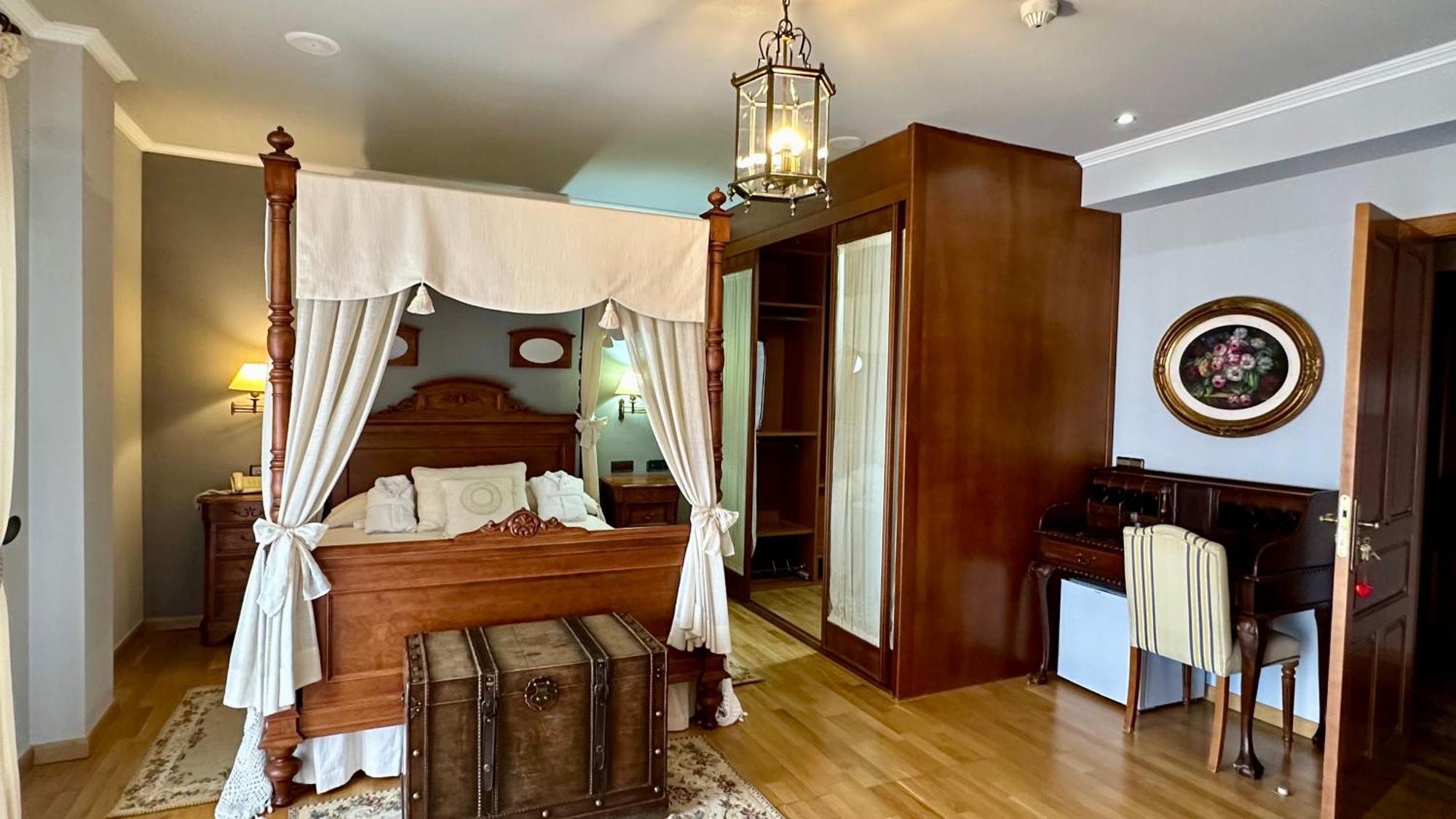 Hotel El Curro Burunchel Ngoại thất bức ảnh