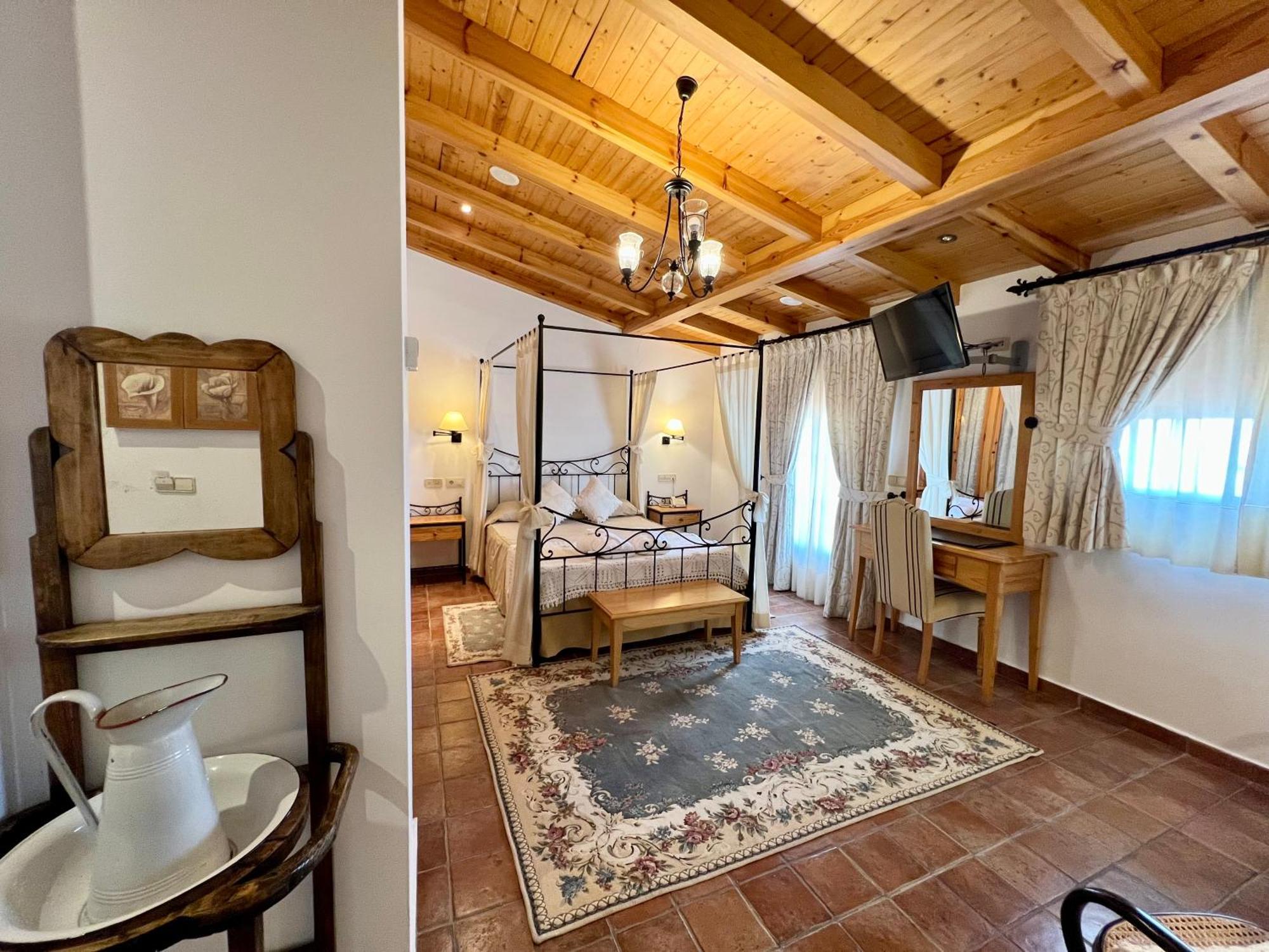Hotel El Curro Burunchel Ngoại thất bức ảnh