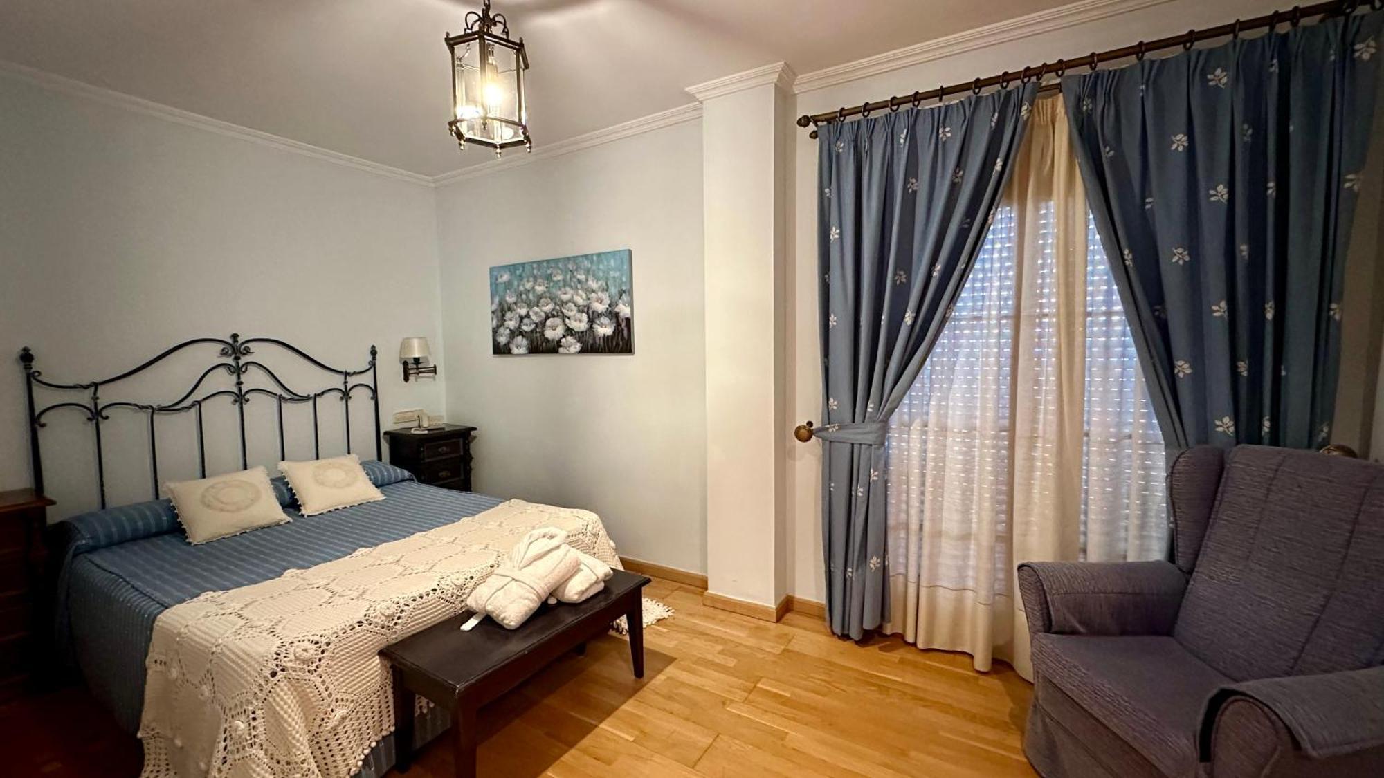 Hotel El Curro Burunchel Ngoại thất bức ảnh